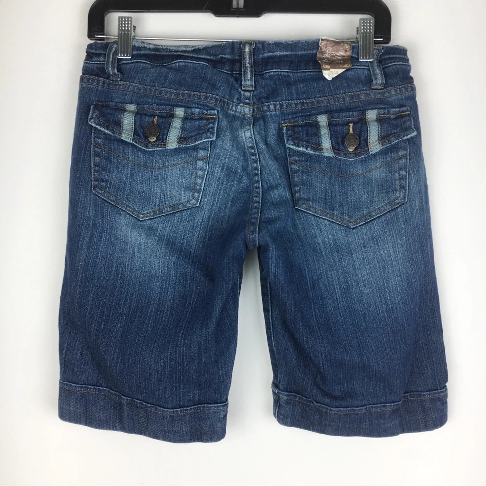 NEW Aeropostale Womens Blue‎ Denim Long Bermuda Shorts Size 3 4